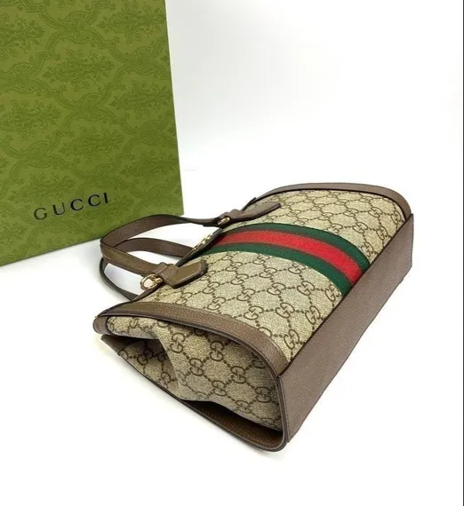 Маленькая сумка-тоут Gucci Ophidia с узором Gg