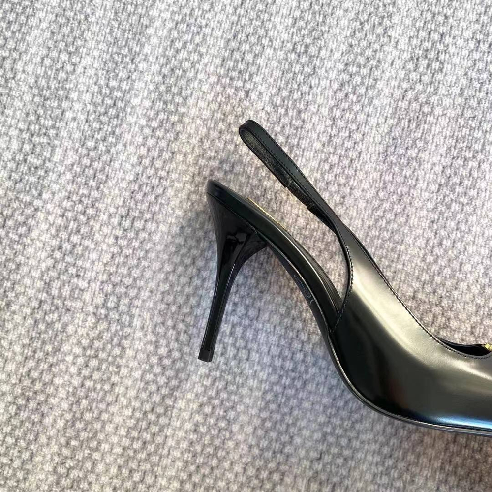 Женские туфли Yves Saint Laurent черного цвета с длинным носом