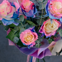 158. Нежный необычный букет из роз сорта Барби