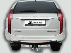 Фаркоп(прицепное) Лидер-Плюс для MITSUBISHI PAJERO SPORT 2 / 3 (2008-2021) (C НЕРЖ. ПЛАСТИНОЙ)(паспорт и сертификат в комплекте)(без электрики)M115-F(N)