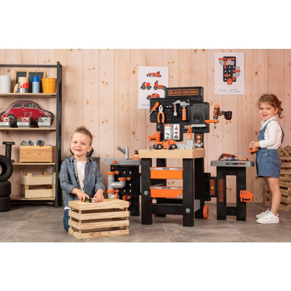 Smoby - Мега мастерская Black &amp; Decker с зоной маляра и сантехника + 100 аксессуаров 360726