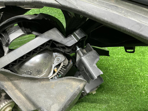 Битая Фара правая Subaru Forester 5 SK (18-21) LED