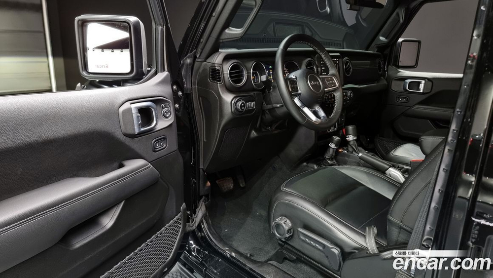 Jeep Wrangler (JL) 2.0 Overland Power Top 4 даери (10.2022)