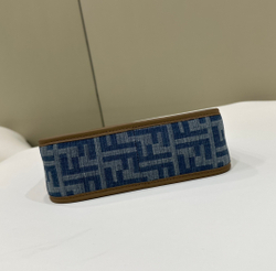 Fendi Mini Fendessence 28 cm