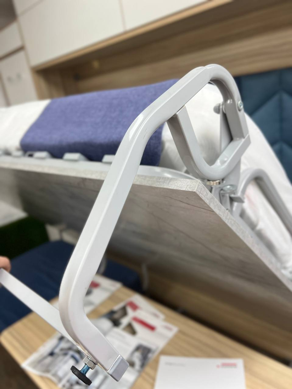 Механизм шкаф-кровати со столом и диваном Бильбао