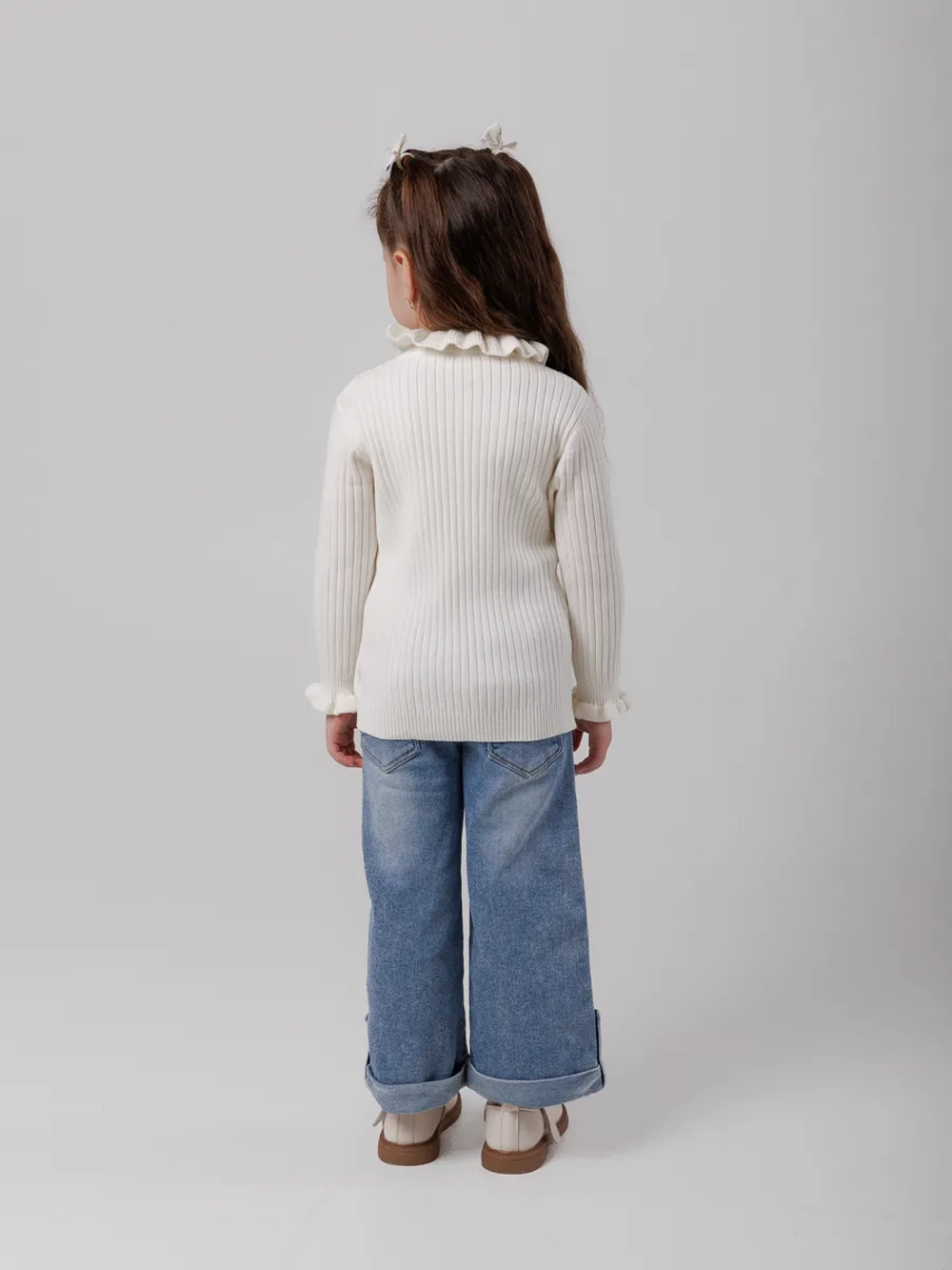 Джемпер для девочки с воланами