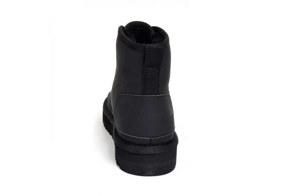 UGG Neumel Platform Zip Black