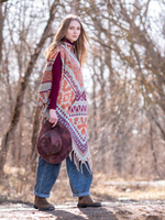 Пончо женское шерстяное с орнаментом