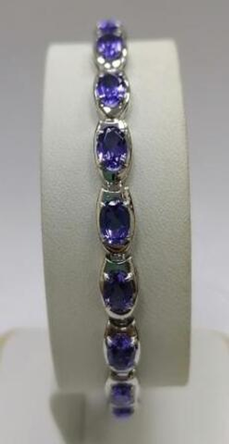 Браслет из золота с танзанитом