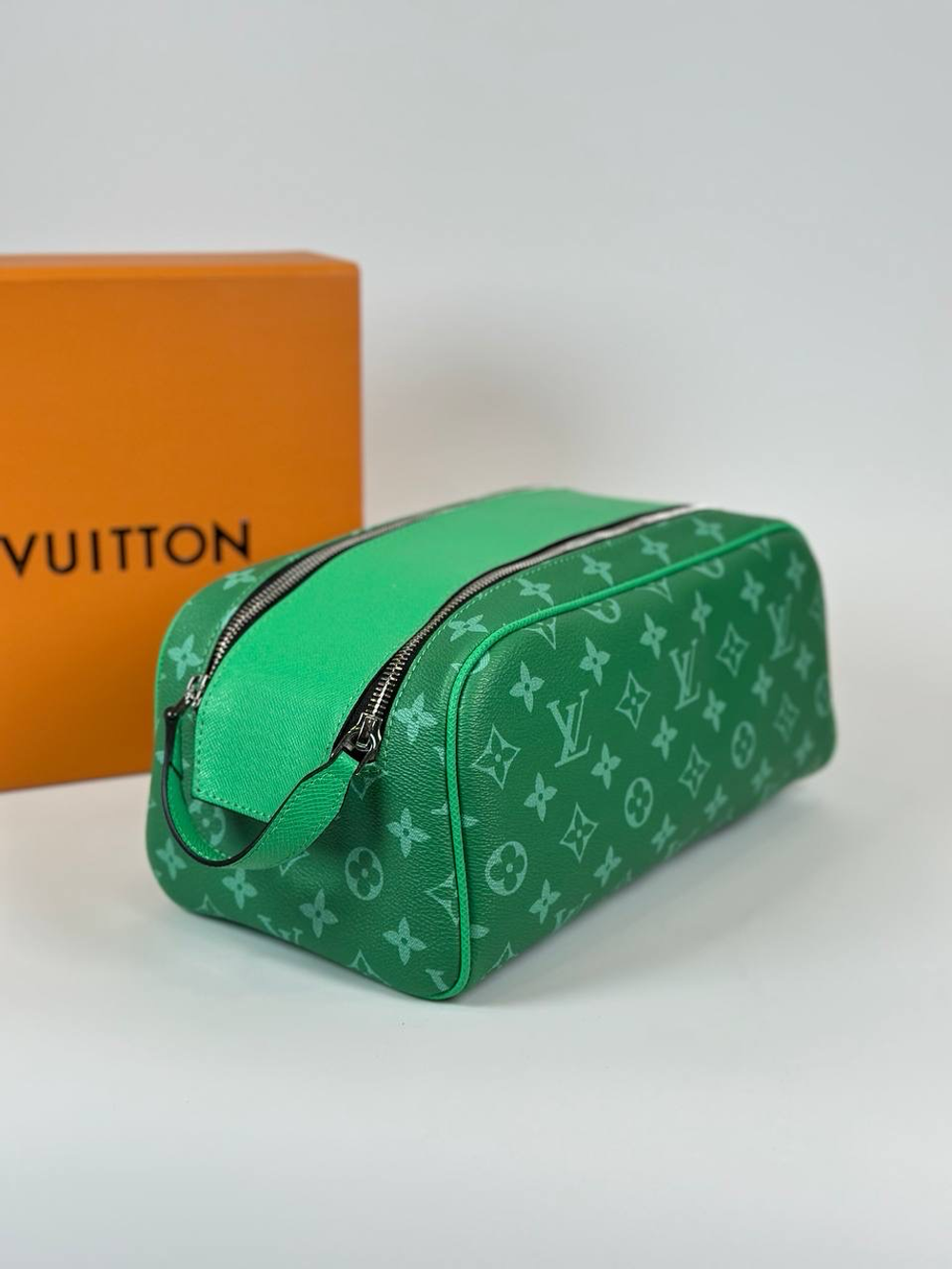 Косметичка Louis Vuitton