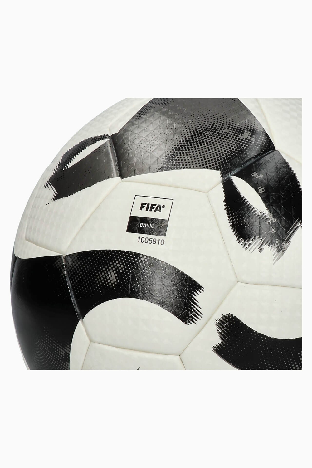 Футбольный мяч adidas Tiro League AG размер 5