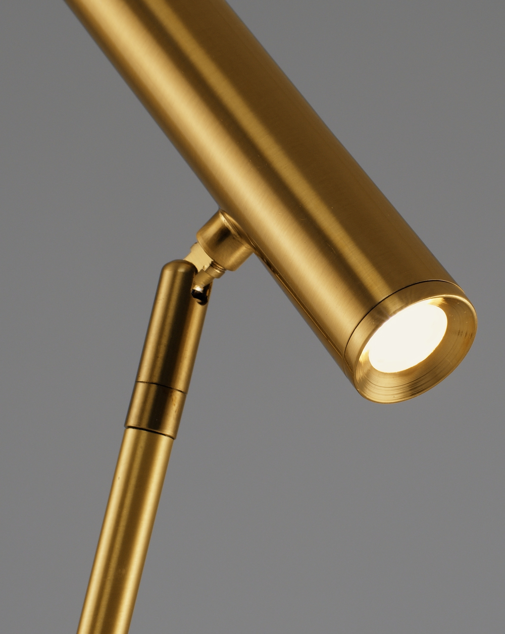 Торшер светодиодный Moderli V11081-FL Harmo