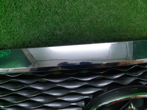 Решетка радиатора Infiniti QX60 (2016-2020)
