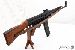 Немецкая штурмовая винтовка STG-44