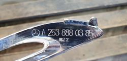 Молдинг решетки радиатора Mercedes GLC (X253) 15-19 Б/У Оригинал A2538880385