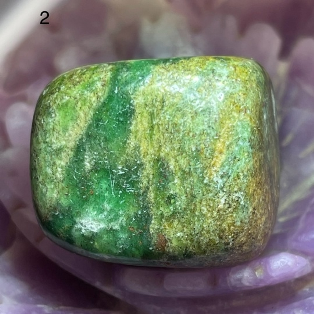 42759 Фуксит Галтовка 22-30мм--71