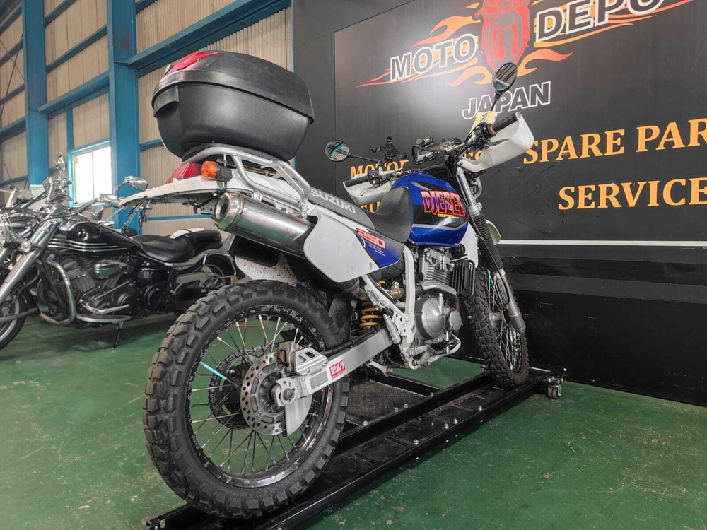Suzuki Djebel 250 GPS 1998