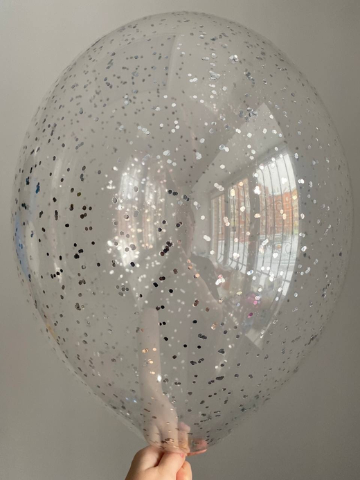 Воздушный шар с наполнением конфетти мелкое круглое серебро  ПАЛИТРА №4424