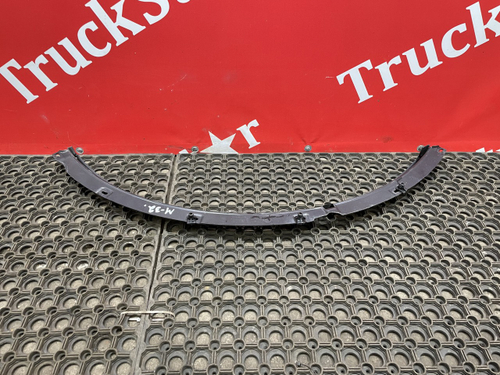 Накладка крыла левого