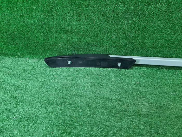 Рейлинг правый Lada Kalina 2 (2013-2018)