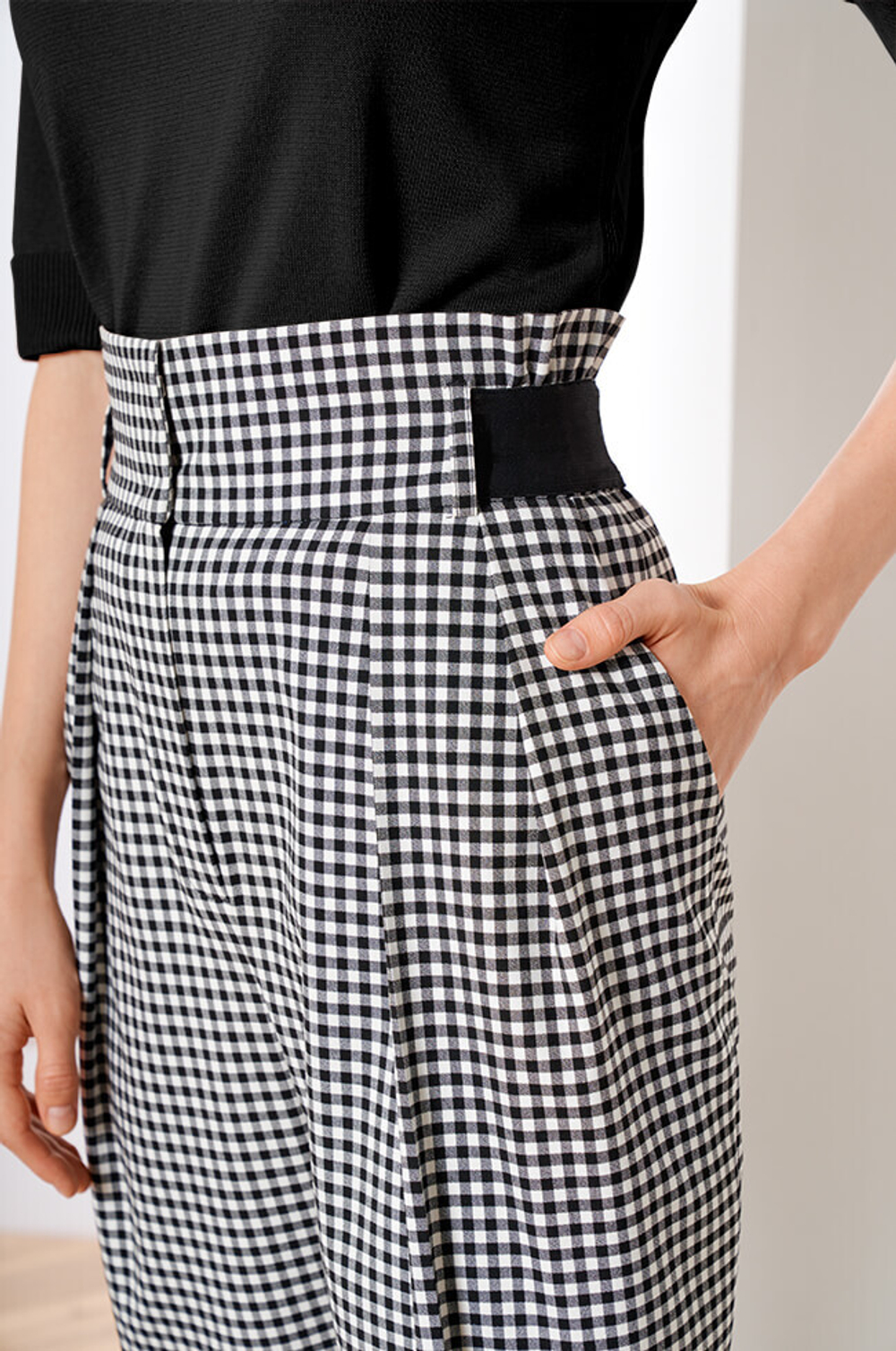 3809 Брюки женские (черно-белая клетка)