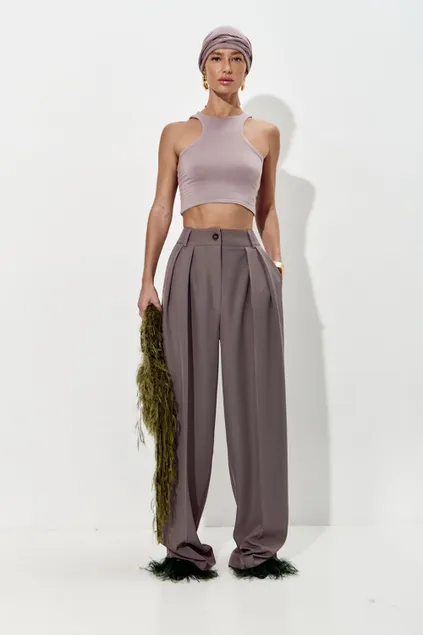 Брюки палаццо свободные с защипами цвета тауп
