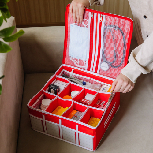 Аптечка домашняя 34х34х16 (красная)