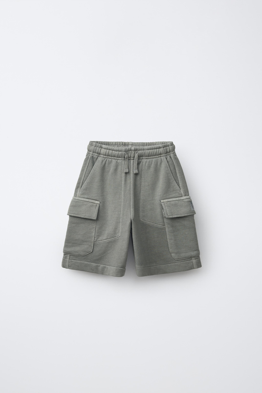 ZARA ФЛИСОВЫЕ ШОРТЫ КАРГО, ЛИНЯЛЫЙ ЗЕЛЕНЫЙ