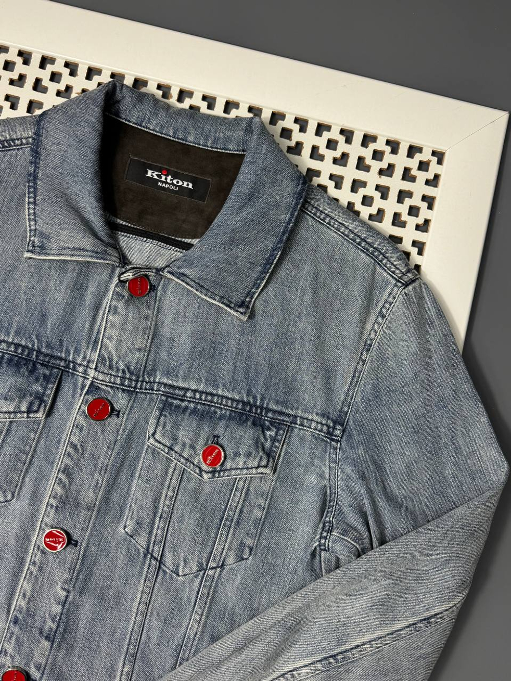 Джинсовая куртка Kiton
