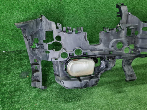 Кронштейн переднего бампера Mercedes C w203 (2000-2008)