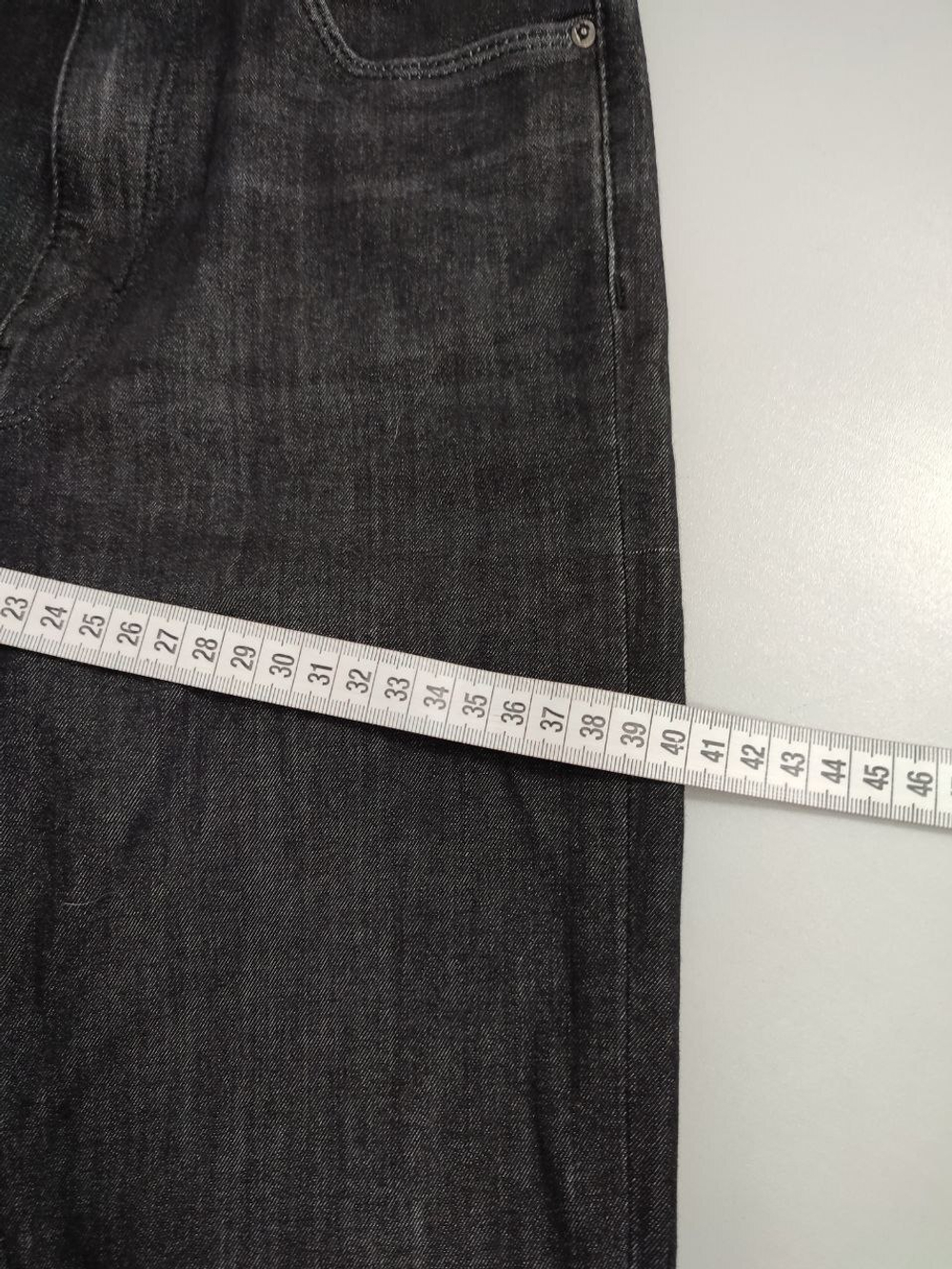 Джинсы Zara темные 40 размер