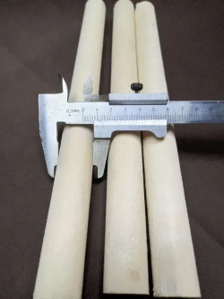 Шкант (нагель) 25х250 мм. 50 шт. березовый, сухой.