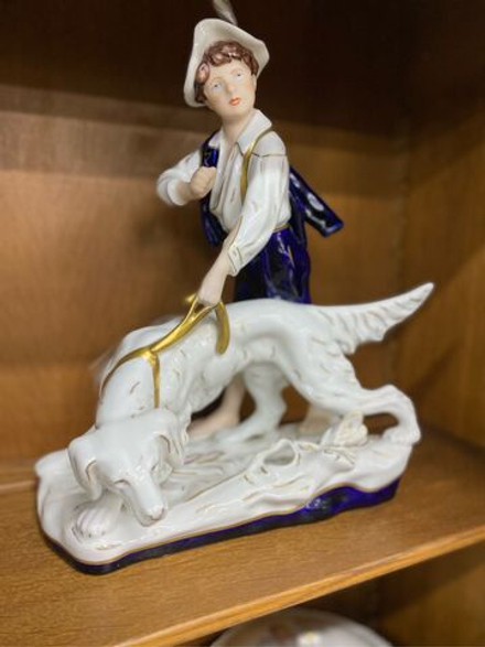 Винтаж: Фарфоровая статуэтка Royal Dux Bohemia
