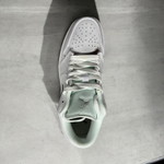 Nike Air Jordan 1 Low • White