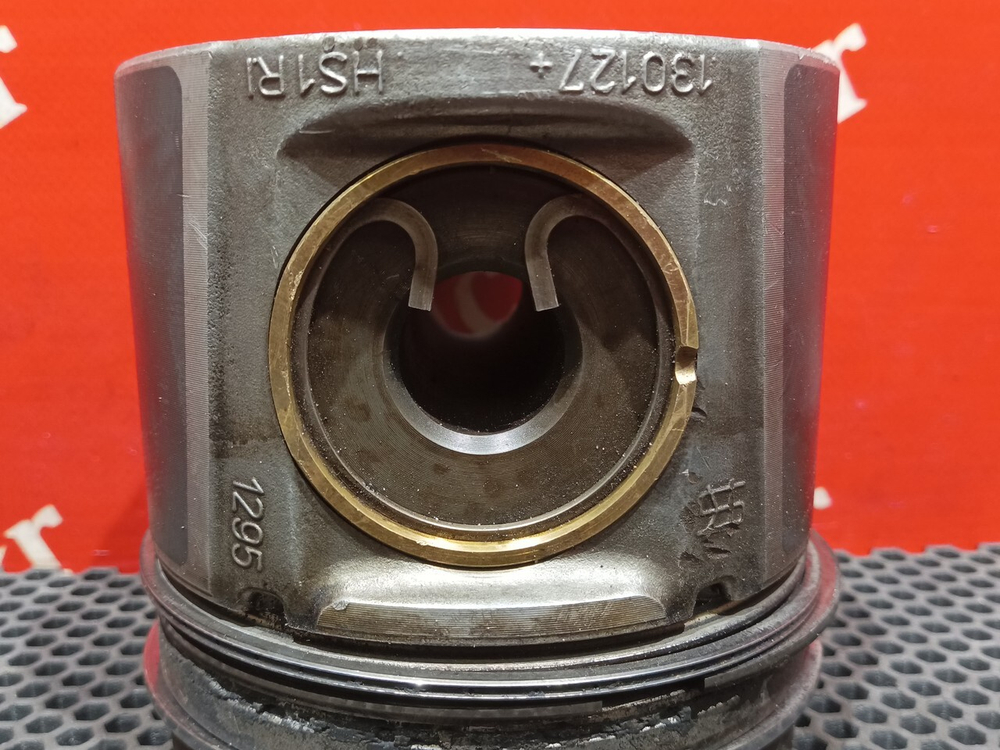 Поршень ДВС