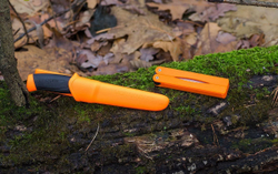 Нож Morakniv Companion F Serrated, нержавеющая сталь, оранжевый