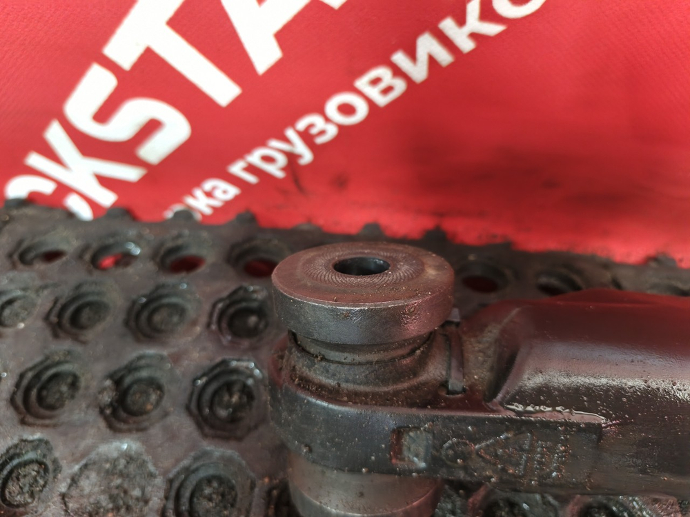 Цилиндр подъема кабины 2020г