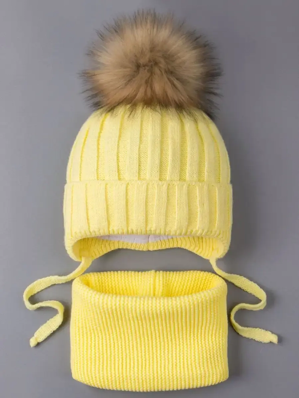 Шапка зимняя детская и снуд вязаные