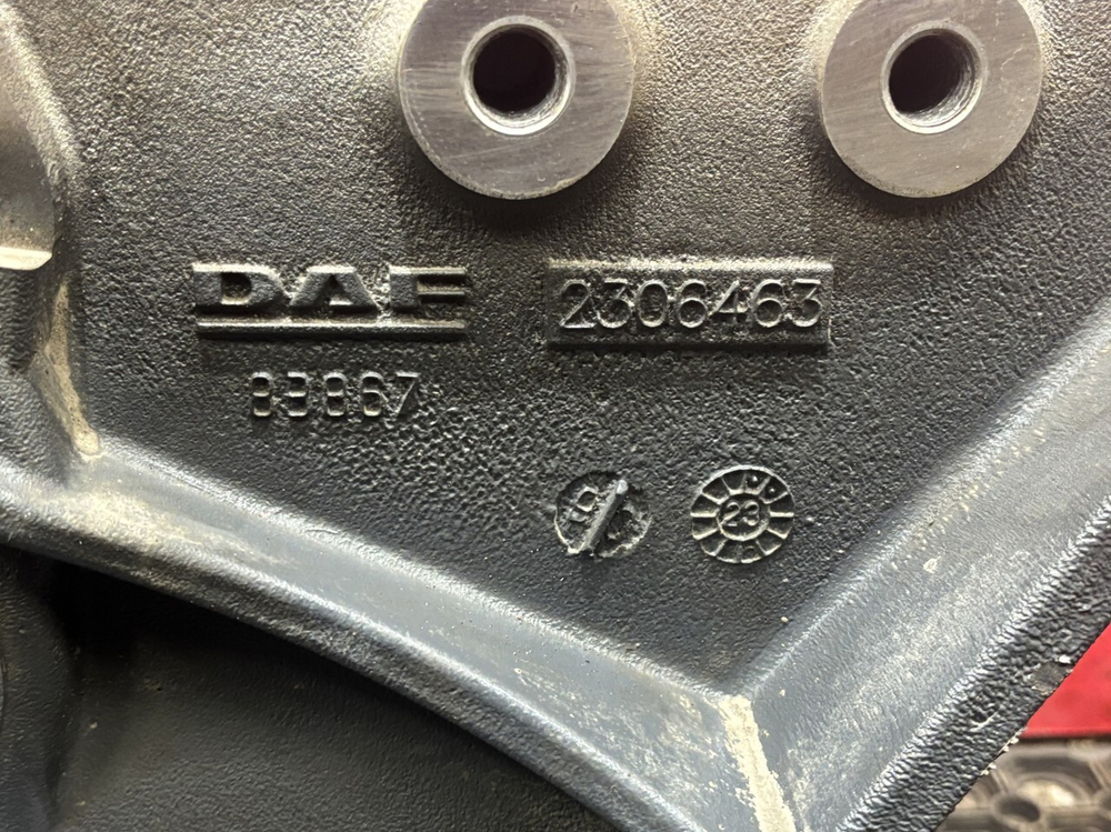 Кронштейн усилителя бампера левый 2023г.