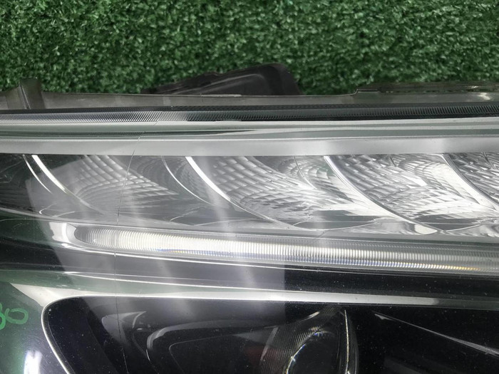 Фара правая Mercedes V W447 (2014-н.в.) LED