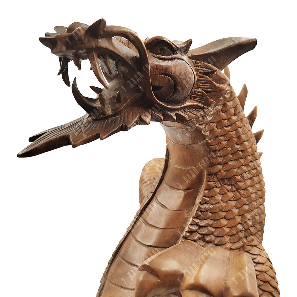 Дракон. Резная фигура из дерева суар .Индонезия.  Вторая половина 20 века.