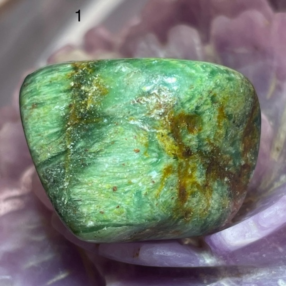 42759 Фуксит Галтовка 22-30мм--70
