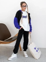 Спортивный костюм для девочки на физкультуру