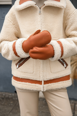 Варежки меховые