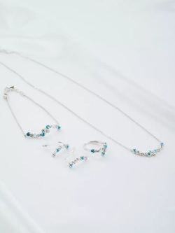 Тонкое колье Млечный путь с голубыми кристаллами Swarovski