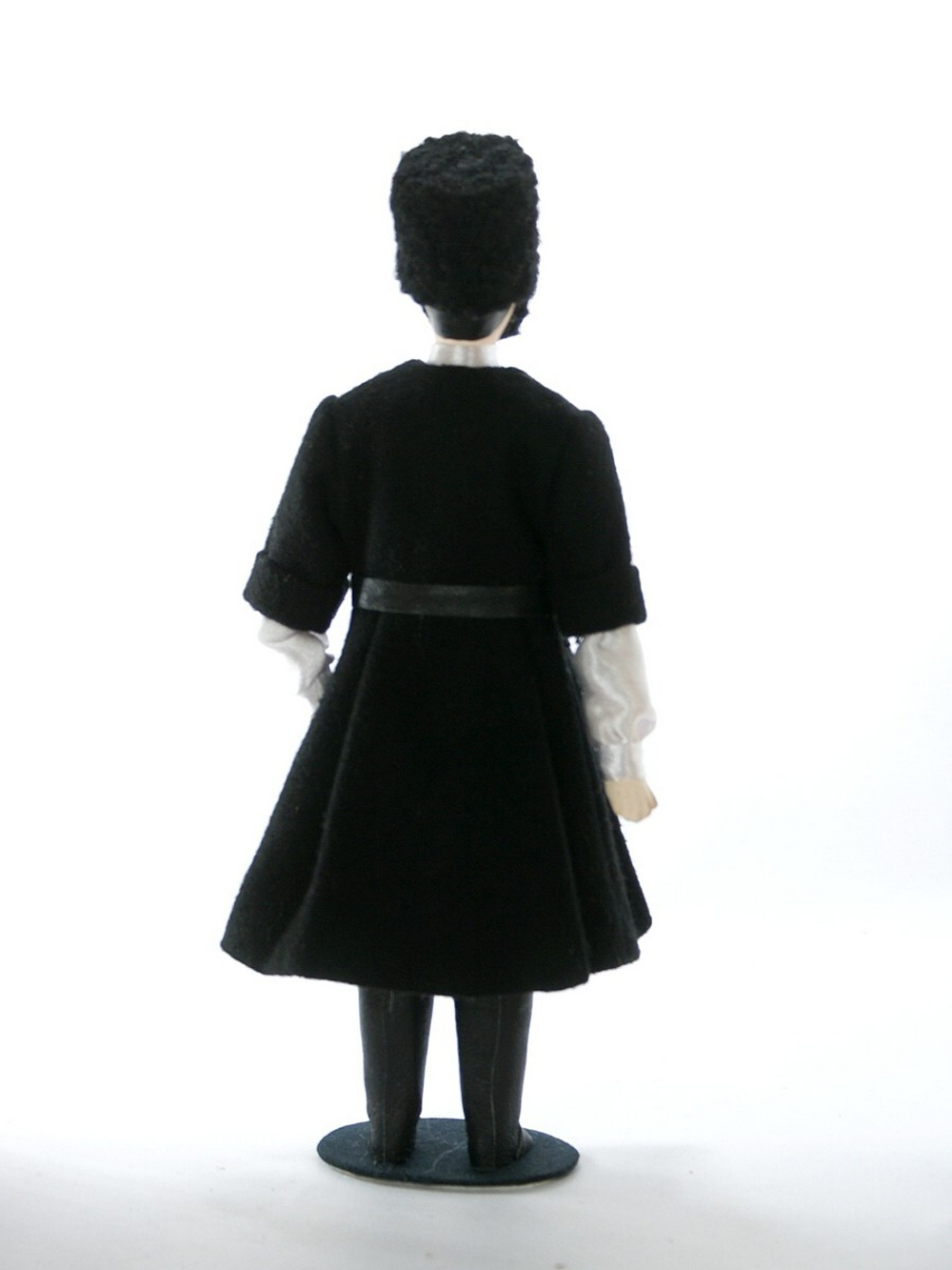 Кукла коллекционная Чеченец в национальном костюме