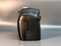 Nikon D80, 25000 кадров пробега
