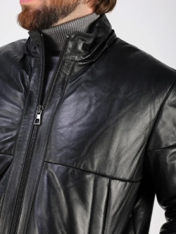 Куртка зимняя кожаная с капюшоном пуховик