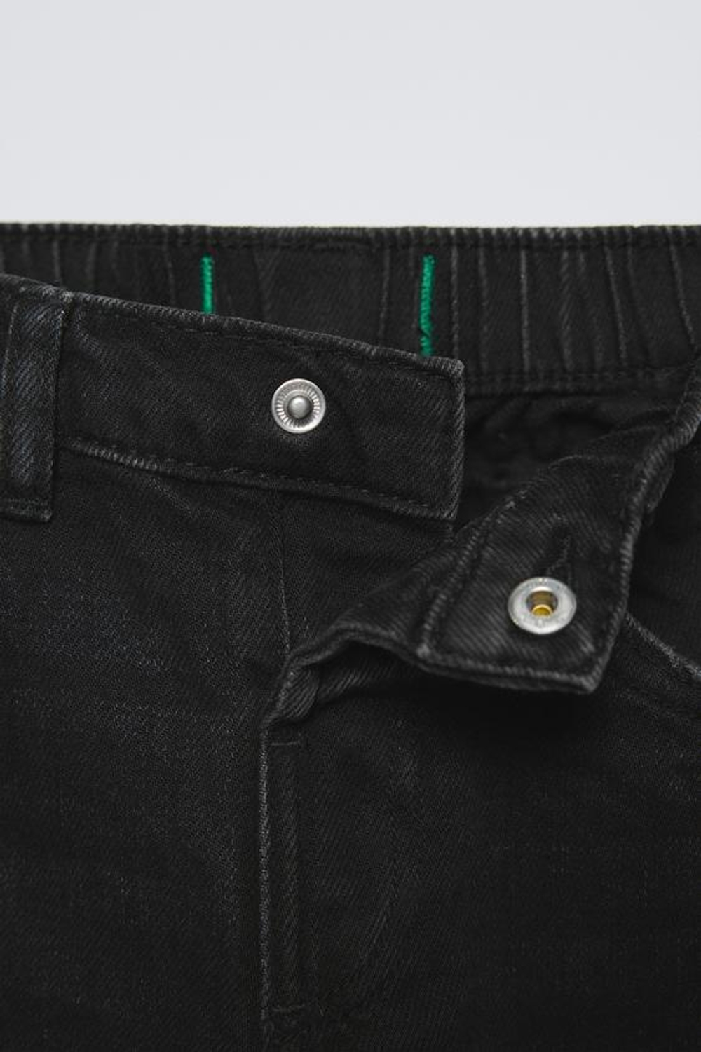 ZARA ДЖИНСЫ С НИЗКОЙ ПОСАДКОЙ, ЧЕРНЫЙ