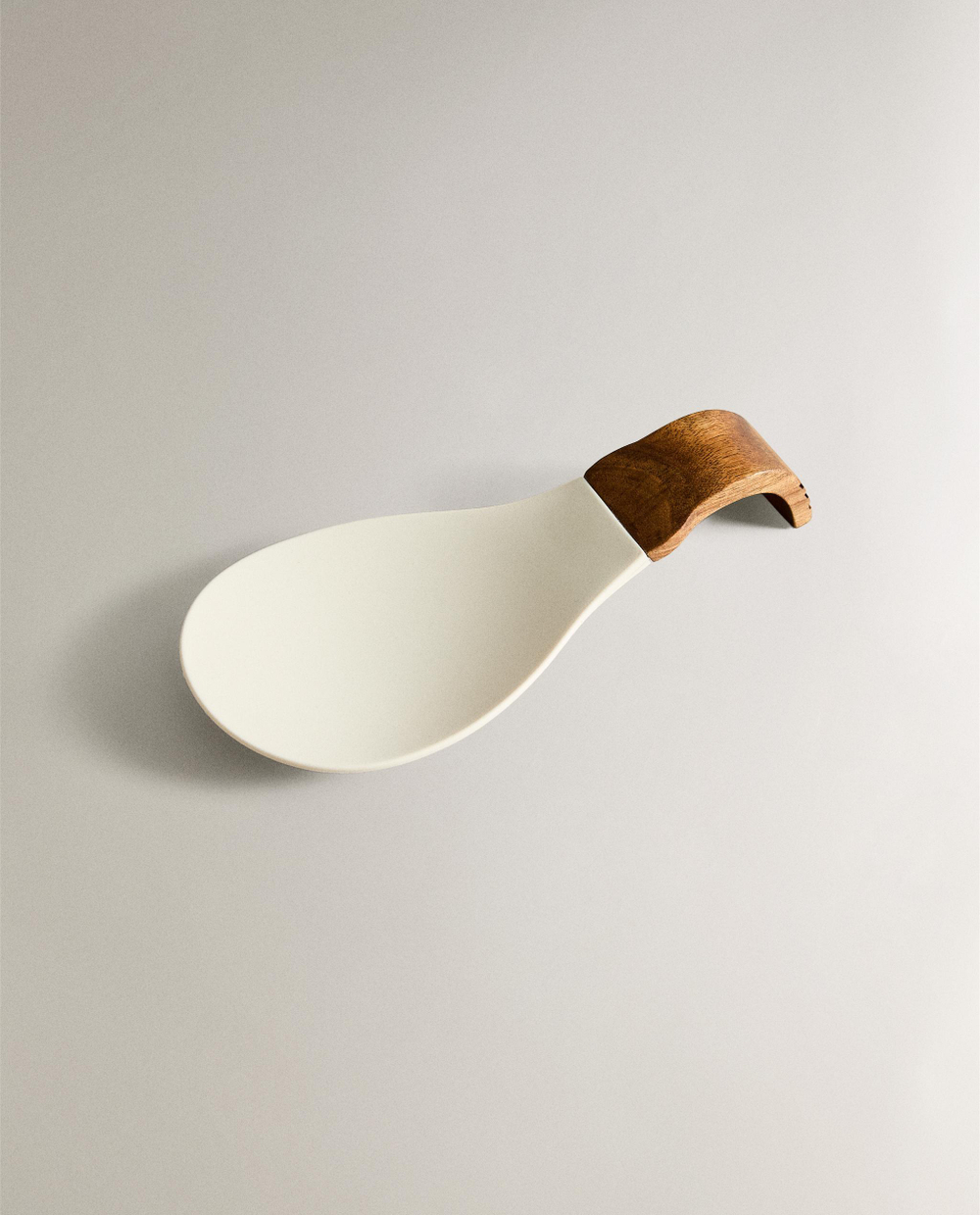 Zara Home подставка под горячее из силикона, цвет кремовый, 22 см